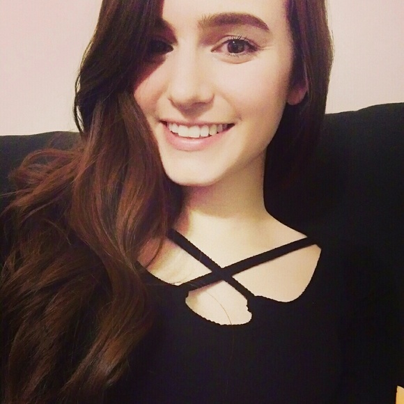 Meet Your Posher! 🖤 - Picture 1 of 1